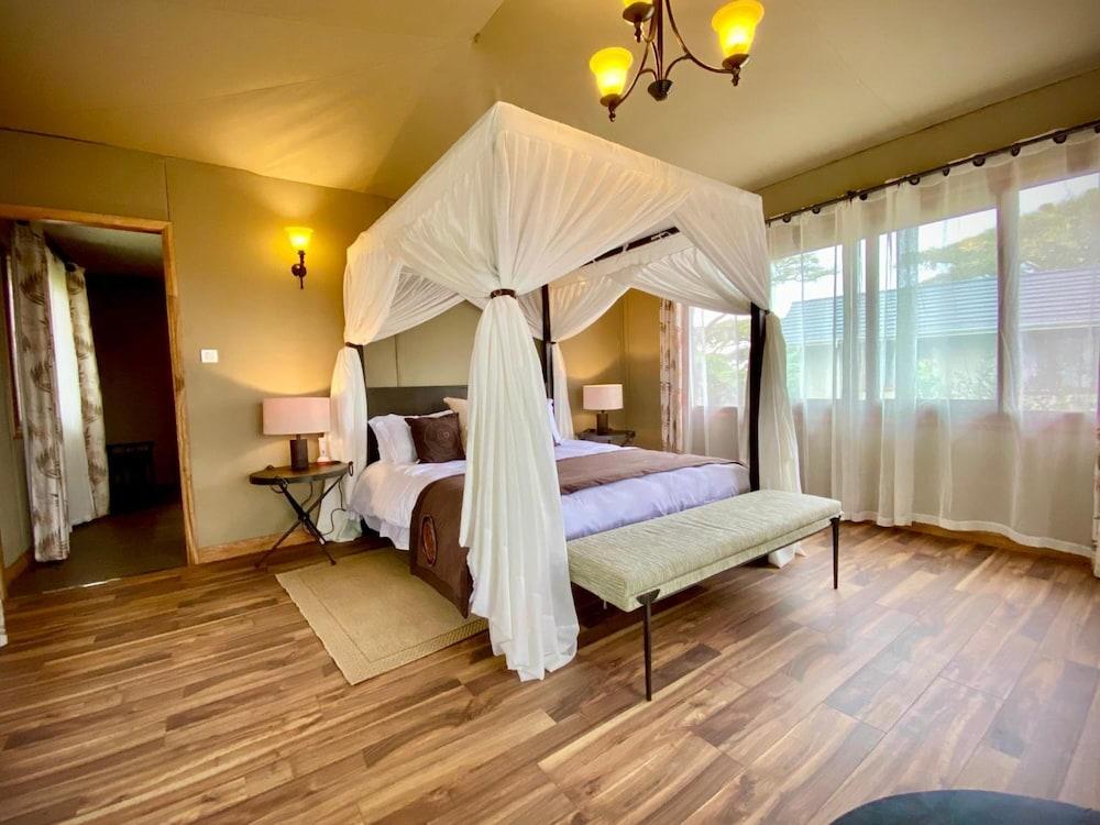 Karibu Camps And Lodges Lions Paw Ngorongoro Karatu Exterior foto