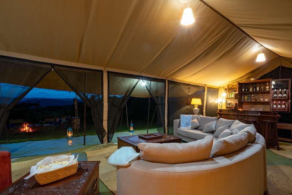 Karibu Camps And Lodges Lions Paw Ngorongoro Karatu Restaurant foto